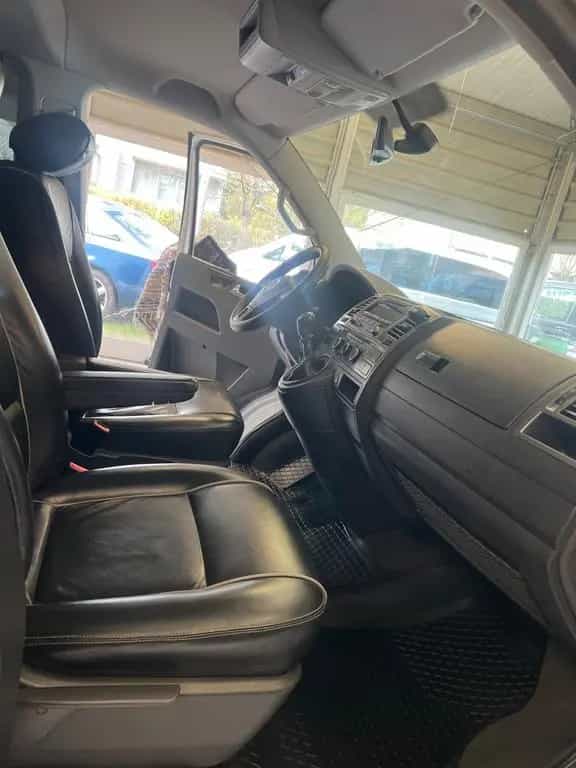 Volkswagen Multivan Standh Leder 1Hand Tisch&Bettfunk 10/2011-photo-33