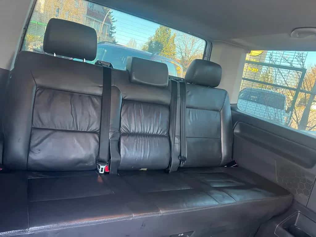 Volkswagen Multivan Standh Leder 1Hand Tisch&Bettfunk 10/2011-photo-36