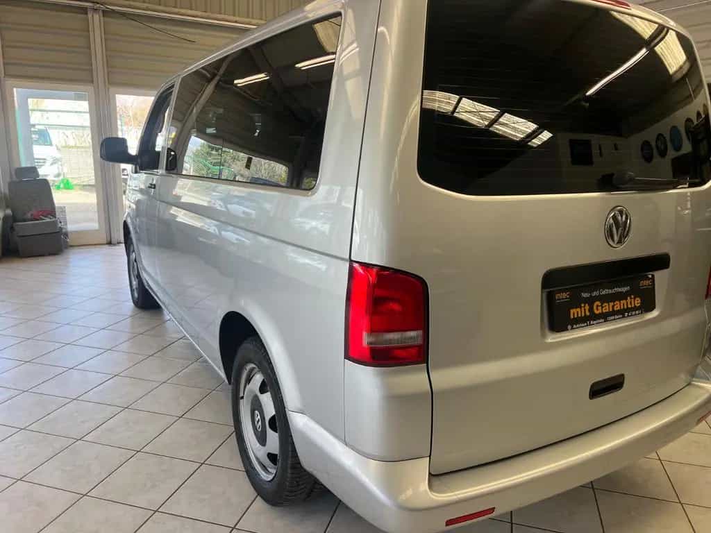 Volkswagen Multivan Standh Leder 1Hand Tisch&Bettfunk 10/2011-photo-8