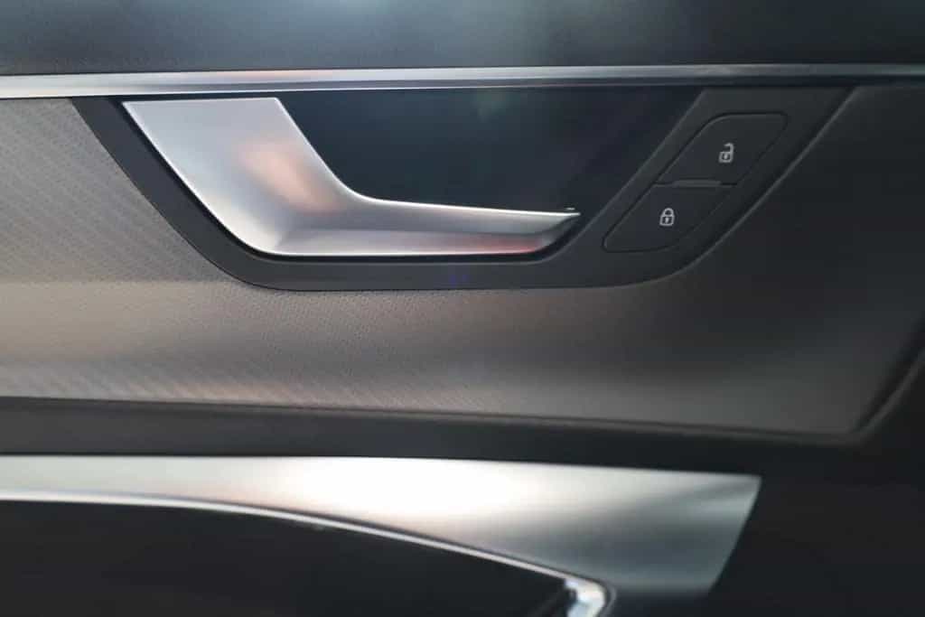 Audi A6 Avant 40 TDI quattro sport*AHK 10/2022-photo-13