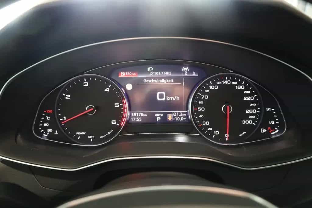 Audi A6 Avant 40 TDI quattro sport*AHK 10/2022-photo-17