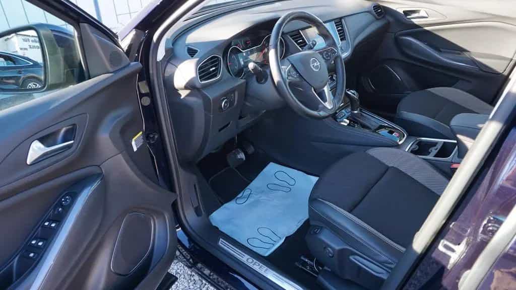 Opel Grandland X T.Leder,Navi,Kamera,Bi-LED,SR+WR,AHK 05/2019-photo-3