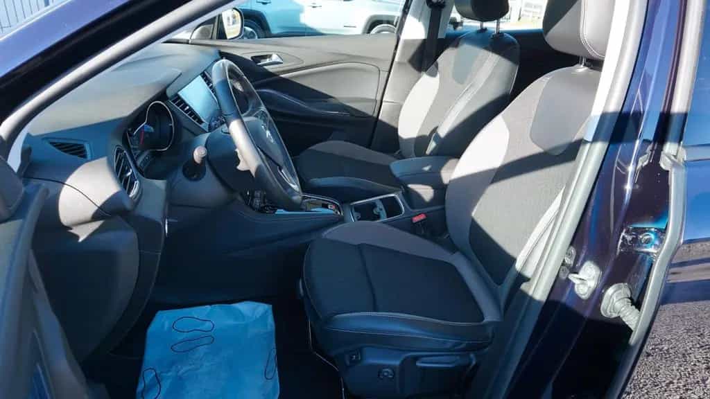 Opel Grandland X T.Leder,Navi,Kamera,Bi-LED,SR+WR,AHK 05/2019-photo-4