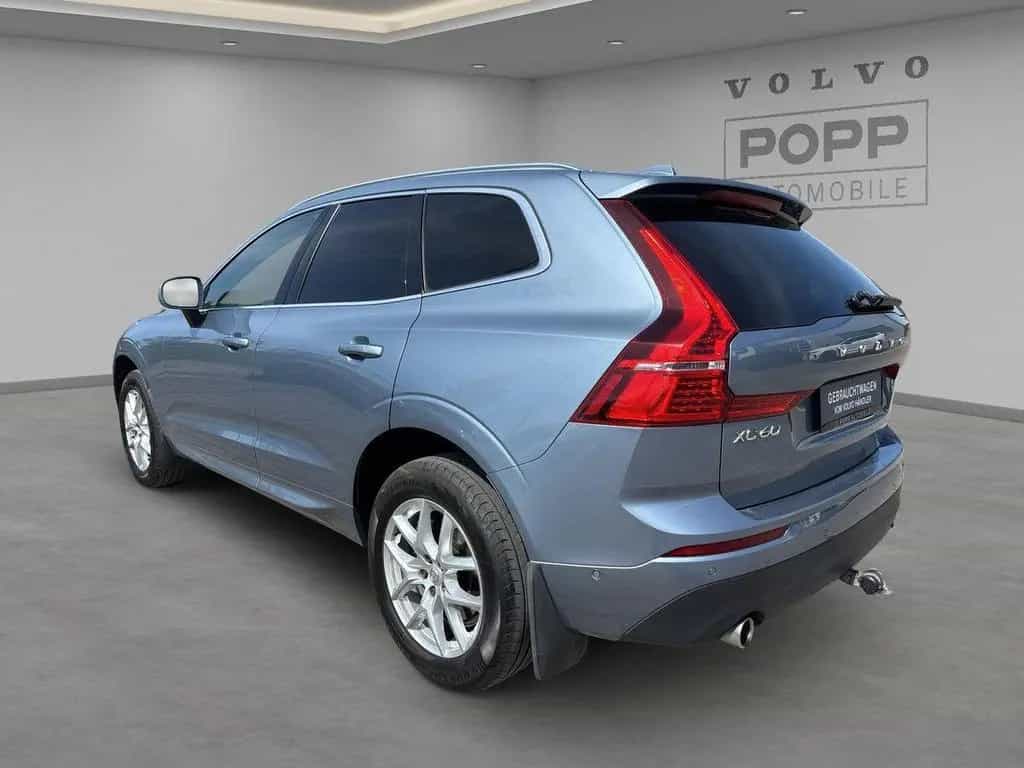 Volvo XC60 D4 AWD Momentum 360° ACC AHK BLIS HUD LUFT 01/2018-photo-1