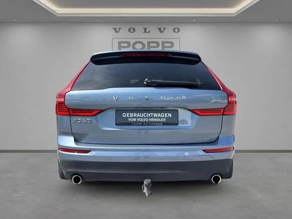 Volvo XC60 D4 AWD Momentum 360° ACC AHK BLIS HUD LUFT 01/2018-photo-2