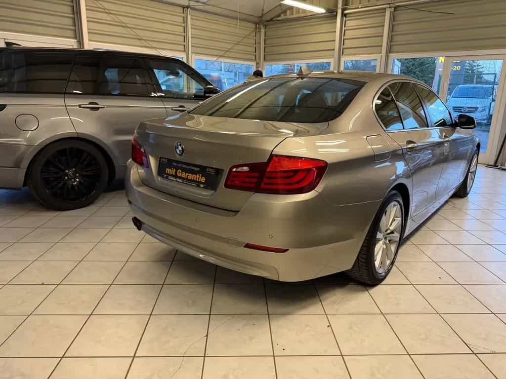 BMW 5 Series 523 i Limousine Xenon Autom Gr.Navi 1Hand 07/2011-photo-10