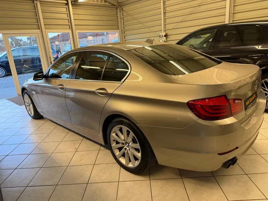 BMW 5 Series 523 i Limousine Xenon Autom Gr.Navi 1Hand 07/2011-photo-12