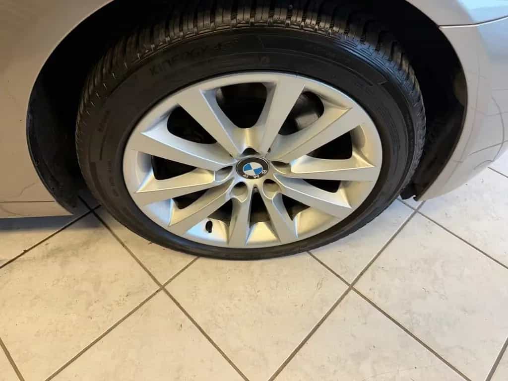 BMW 5 Series 523 i Limousine Xenon Autom Gr.Navi 1Hand 07/2011-photo-17