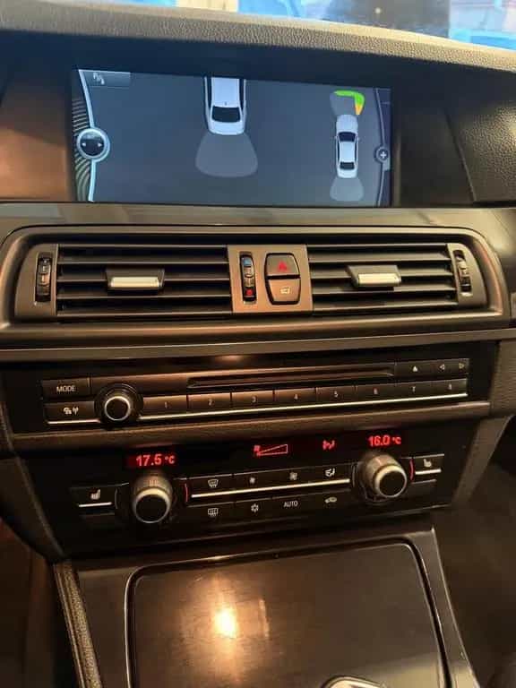 BMW 5 Series 523 i Limousine Xenon Autom Gr.Navi 1Hand 07/2011-photo-32