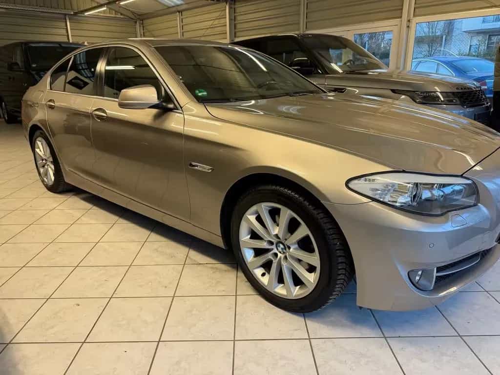 BMW 5 Series 523 i Limousine Xenon Autom Gr.Navi 1Hand 07/2011-photo-7