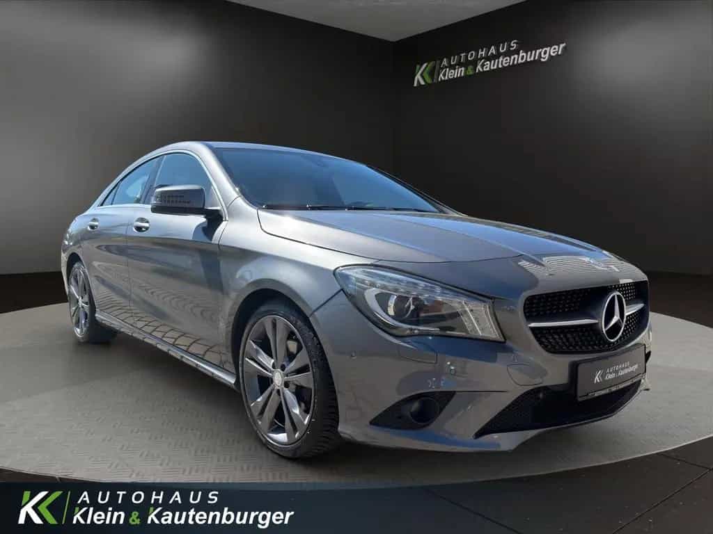 Mercedes-Benz CLA-Class 180 Urban +SPORTSITZE+SITZHEIZUNG+AMBIENTE 01/2015-photo-2