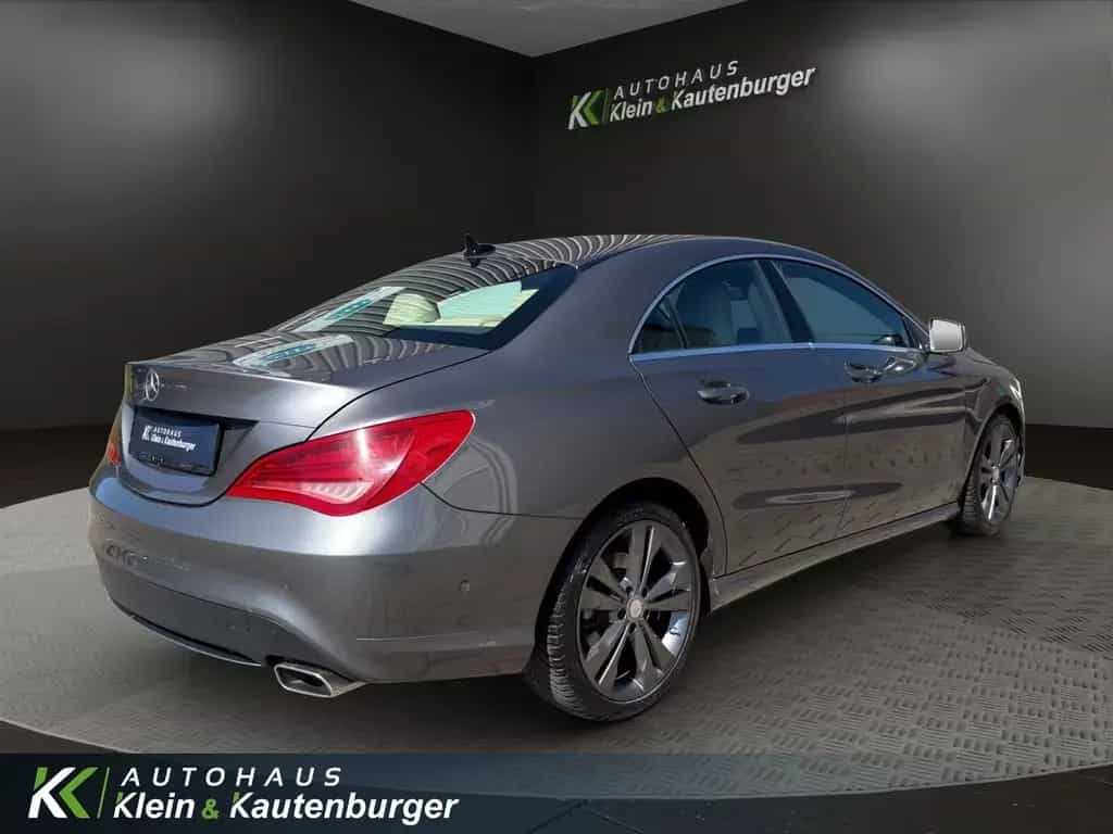Mercedes-Benz CLA-Class 180 Urban +SPORTSITZE+SITZHEIZUNG+AMBIENTE 01/2015-photo-4