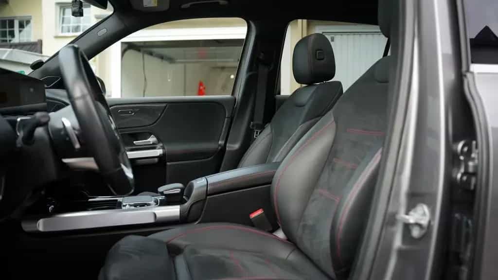 Mercedes-Benz GLB-Class 250 4MATIC, junge Sterne, Burmester, distron 05/2020-photo-11