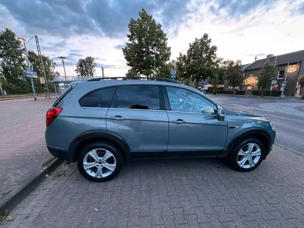Chevrolet Captiva 2.2 2WD 7-Sitz 09/2012-photo-3