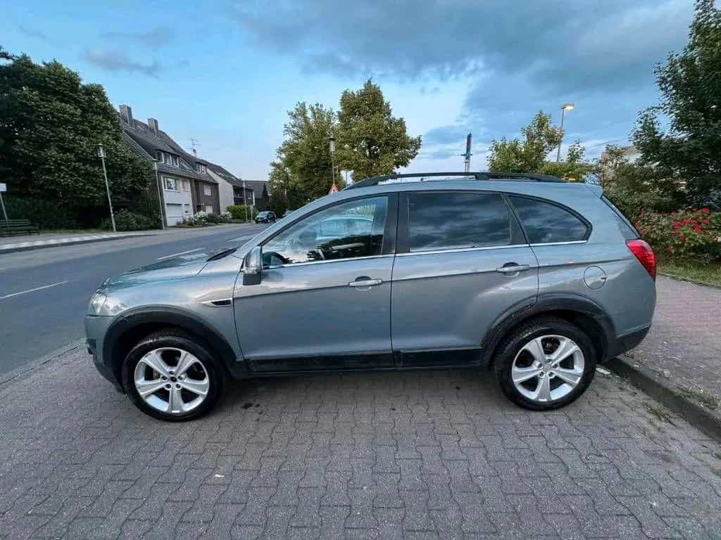 Chevrolet Captiva 2.2 2WD 7-Sitz 09/2012-photo-4