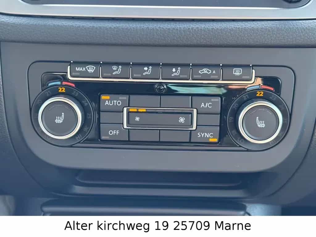 Volkswagen Tiguan Lounge Sport & Style BMT 4Motion TÜV NEU 06/2015-photo-33