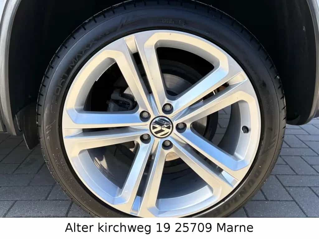 Volkswagen Tiguan Lounge Sport & Style BMT 4Motion TÜV NEU 06/2015-photo-39
