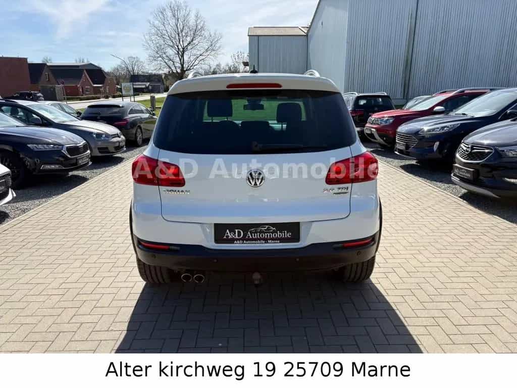 Volkswagen Tiguan Lounge Sport & Style BMT 4Motion TÜV NEU 06/2015-photo-5