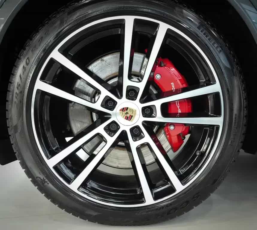 Porsche Cayenne S Coupe*CHRONO*SPORTABGAS*LUFTFED.*PANO* 08/2023-photo-9