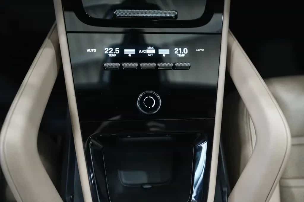 Porsche Cayenne S Coupe*CHRONO*SPORTABGAS*LUFTFED.*PANO* 08/2023-photo-17