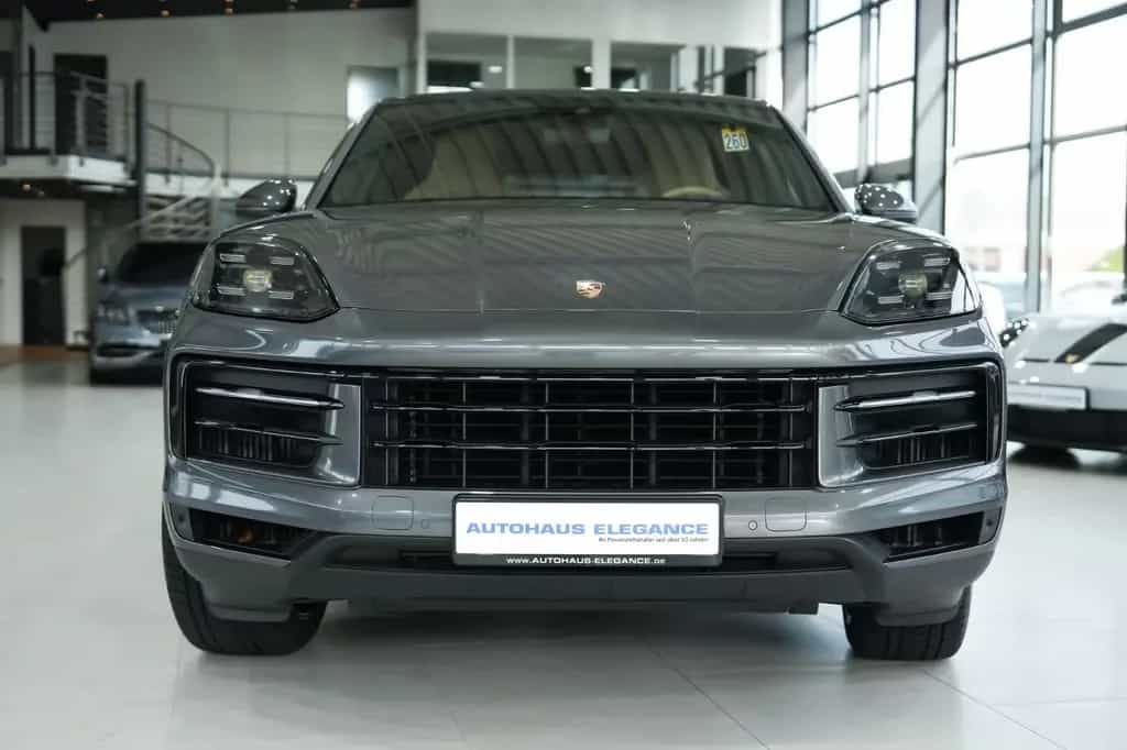 Porsche Cayenne S Coupe*CHRONO*SPORTABGAS*LUFTFED.*PANO* 08/2023-photo-2