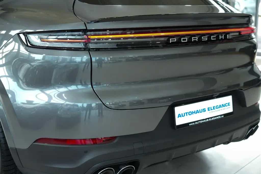 Porsche Cayenne S Coupe*CHRONO*SPORTABGAS*LUFTFED.*PANO* 08/2023-photo-7