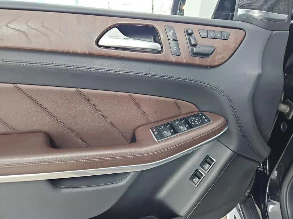 Mercedes-Benz GL-Class 500 AMG 4Matic 7-Sitzer*ACC*PANO*MEMO*TV* 06/2015-photo-23