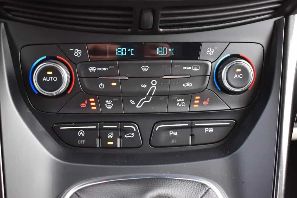 Ford C-Max Titanium 2.Hand|Bi-Xenon|Tempo.|Si-Hzg|PDC 10/2015-photo-10