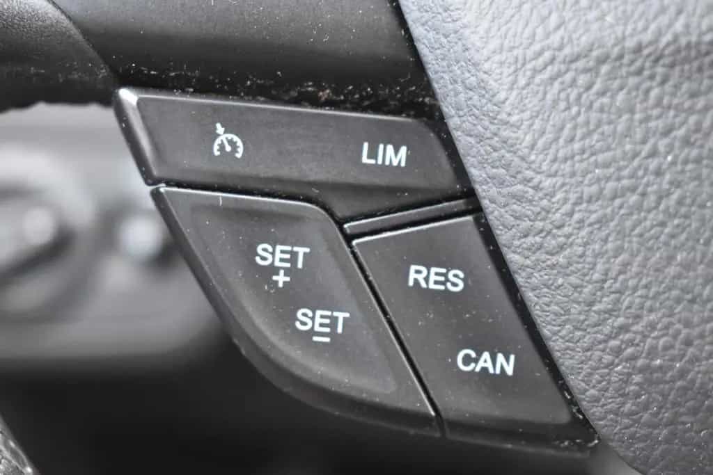 Ford C-Max Titanium 2.Hand|Bi-Xenon|Tempo.|Si-Hzg|PDC 10/2015-photo-13
