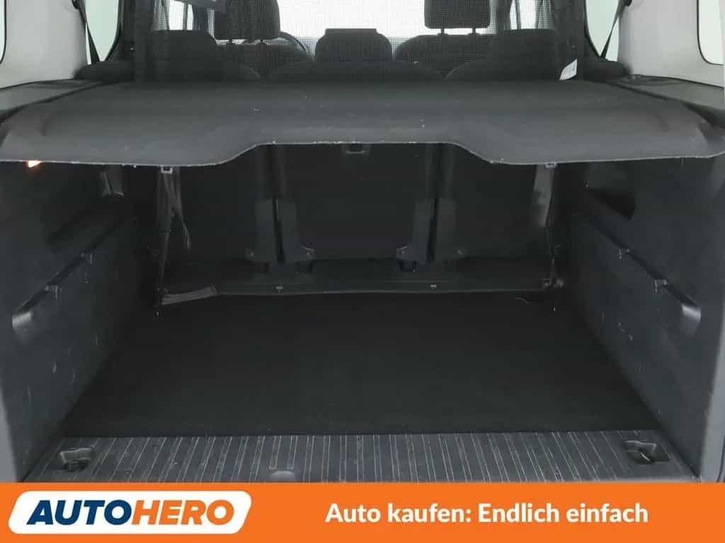 Citroën Berlingo 1.5 Blue-HDi Shine M*TEMPO*PDC*SHZ* 10/2019-photo-17