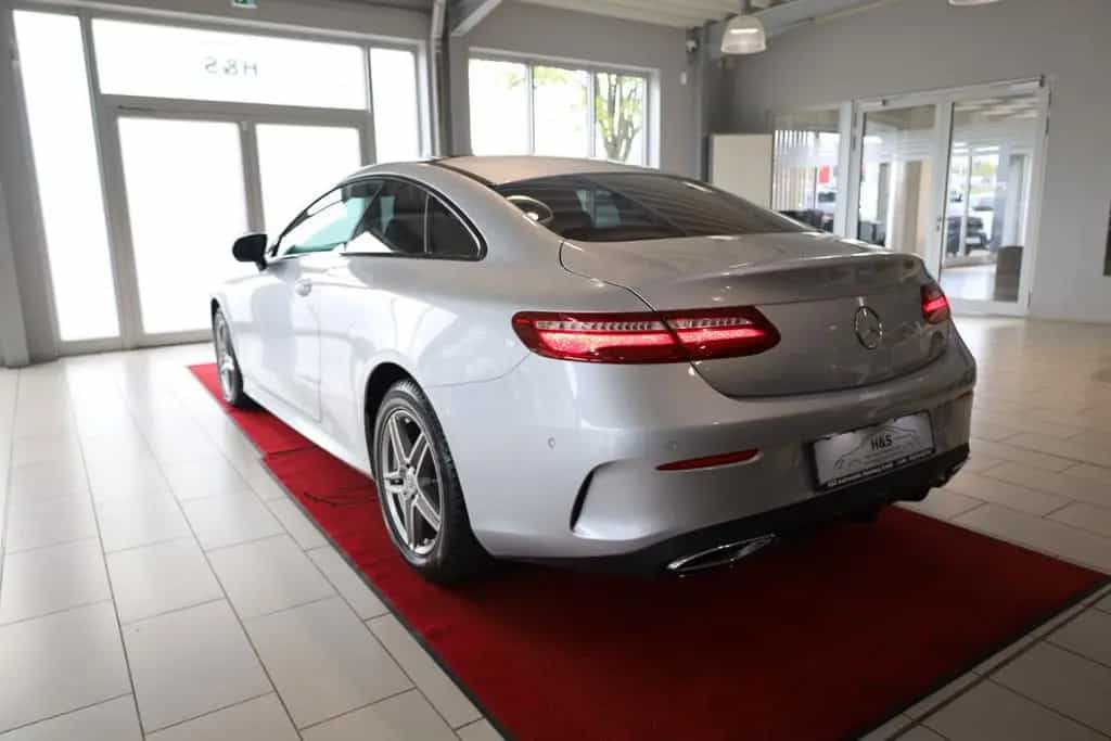 Mercedes-Benz E-Class 220 d 4Matic COUPÉ 4MATIC AMG-LINE *PANO/KAMER 04/2019-photo-2