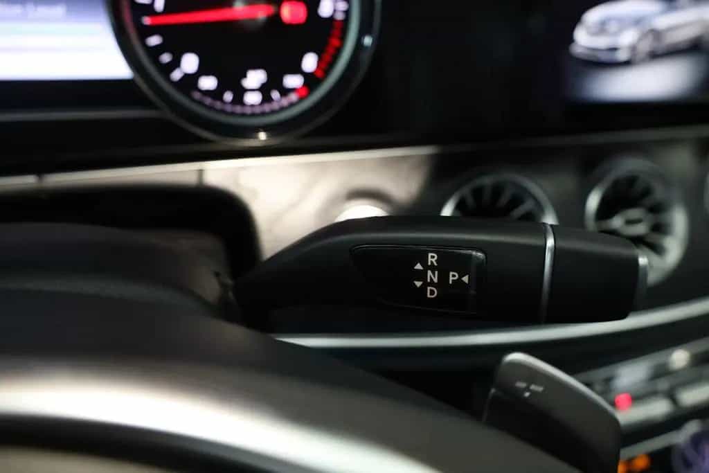 Mercedes-Benz E-Class 220 d 4Matic COUPÉ 4MATIC AMG-LINE *PANO/KAMER 04/2019-photo-25