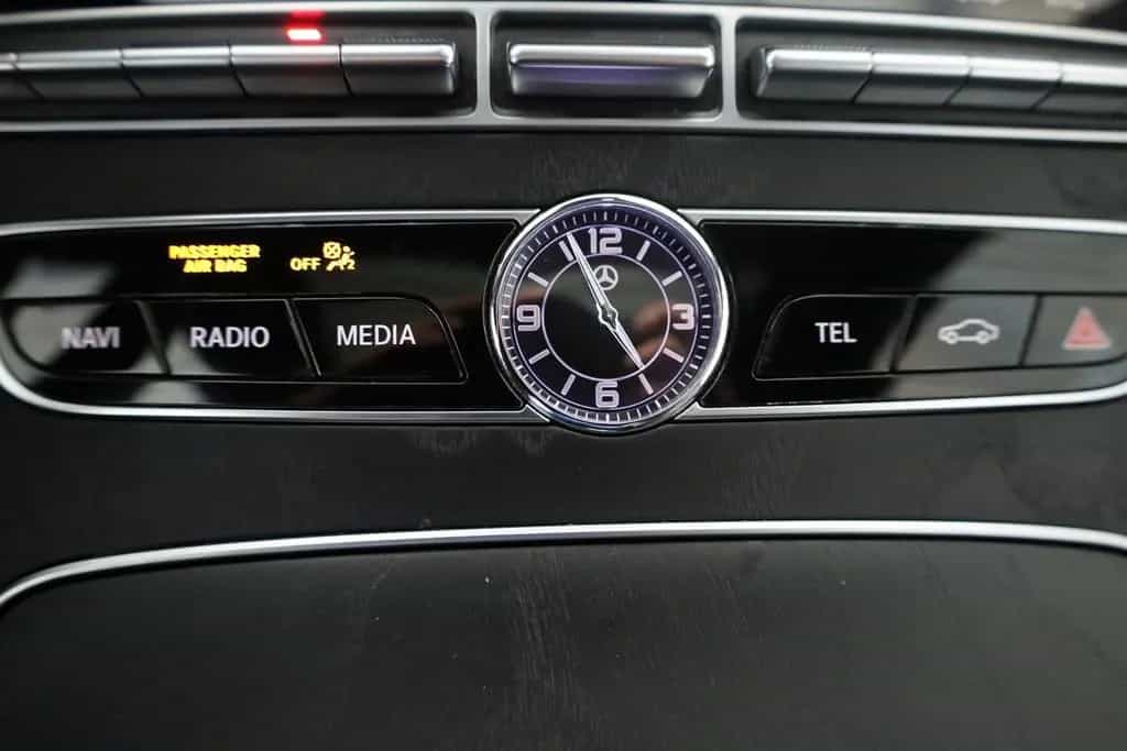 Mercedes-Benz E-Class 220 d 4Matic COUPÉ 4MATIC AMG-LINE *PANO/KAMER 04/2019-photo-30