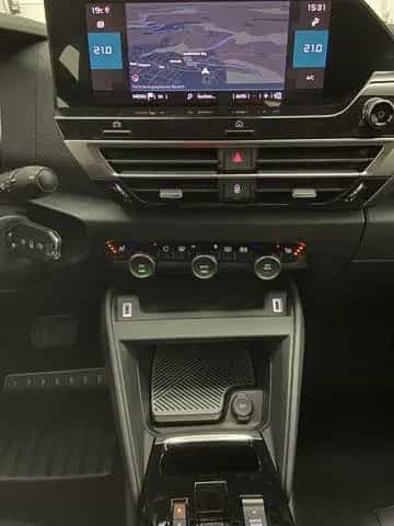 Citroën C4 PureTech 130 FEEL PACK Navi#LED#R-Kam#HUD#SHz 08/2022-photo-10