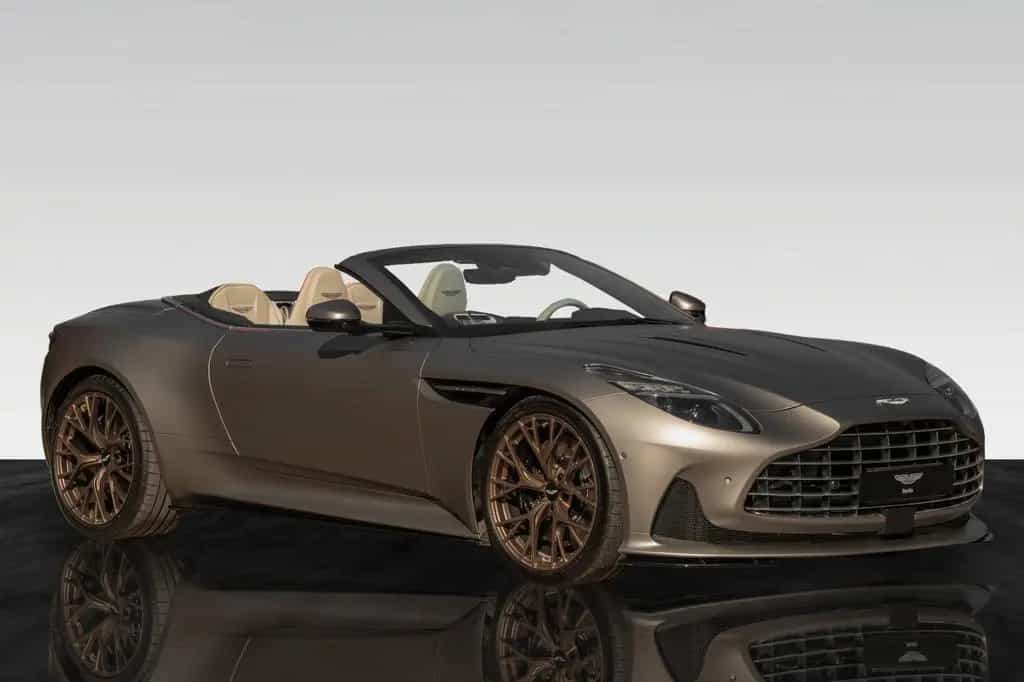 Aston Martin DB12 Volante | Black Pack | Bronze Rims 08/2024-photo-15