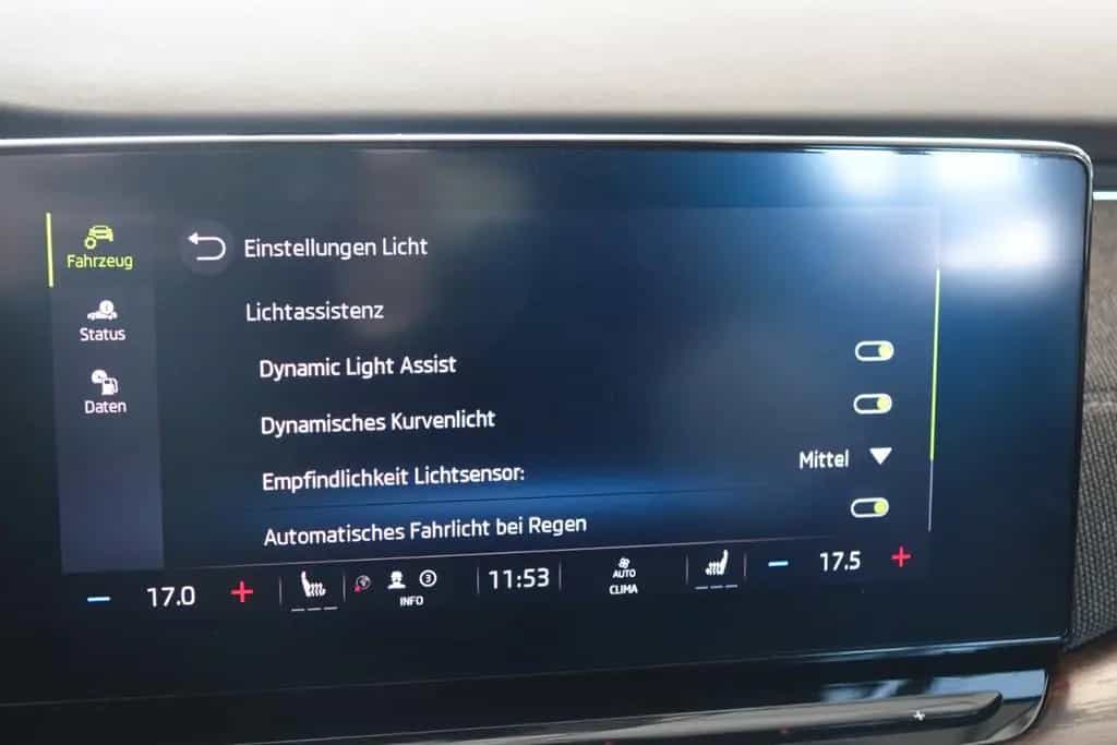 Skoda Octavia Combi Scout 1.5 TSI +ACC+HUD+STHZ+Kessy+ 02/2022-photo-13