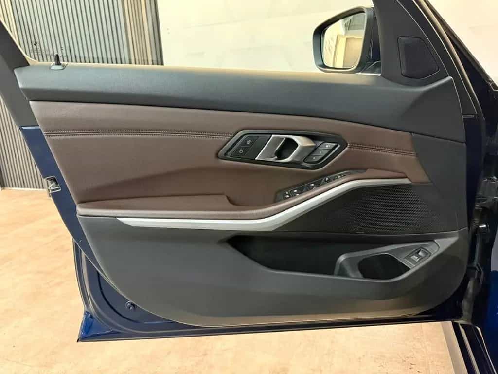 BMW 320 dxDrive*Leder*Navi*LED*Pano*AHK*1.Hand*MwSt* 06/2022-photo-19
