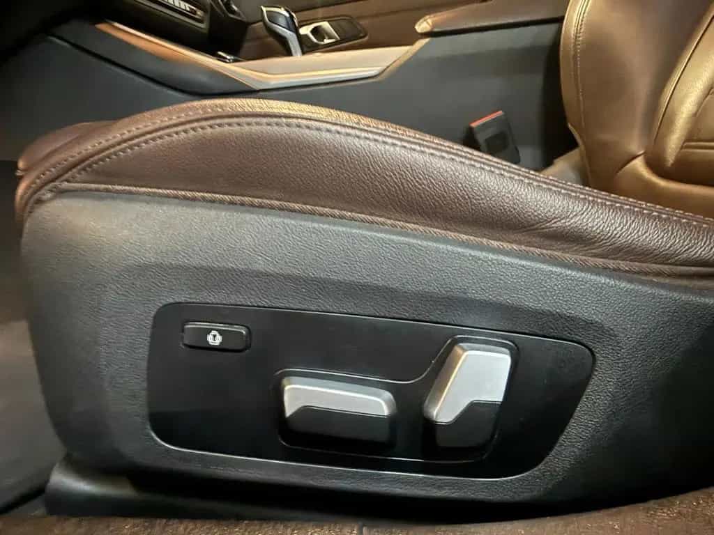 BMW 320 dxDrive*Leder*Navi*LED*Pano*AHK*1.Hand*MwSt* 06/2022-photo-20