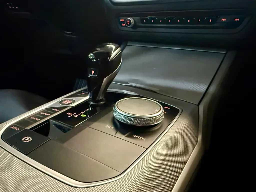 BMW 320 dxDrive*Leder*Navi*LED*Pano*AHK*1.Hand*MwSt* 06/2022-photo-29