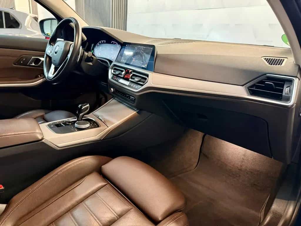 BMW 320 dxDrive*Leder*Navi*LED*Pano*AHK*1.Hand*MwSt* 06/2022-photo-33