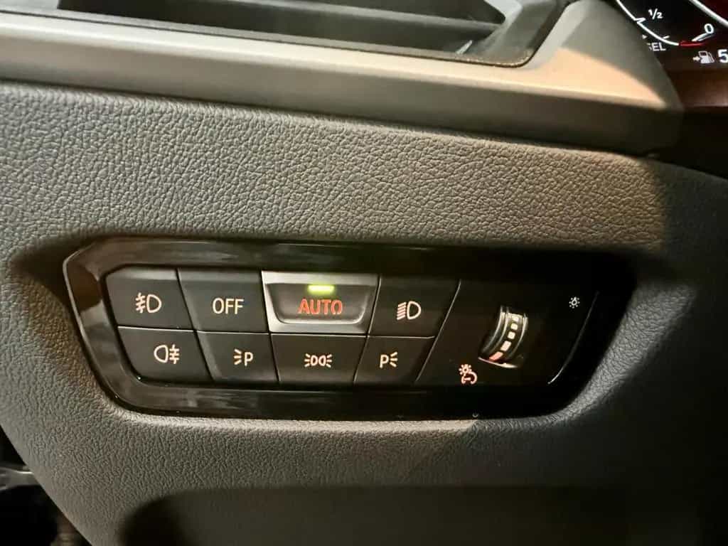 BMW 320 dxDrive*Leder*Navi*LED*Pano*AHK*1.Hand*MwSt* 06/2022-photo-38