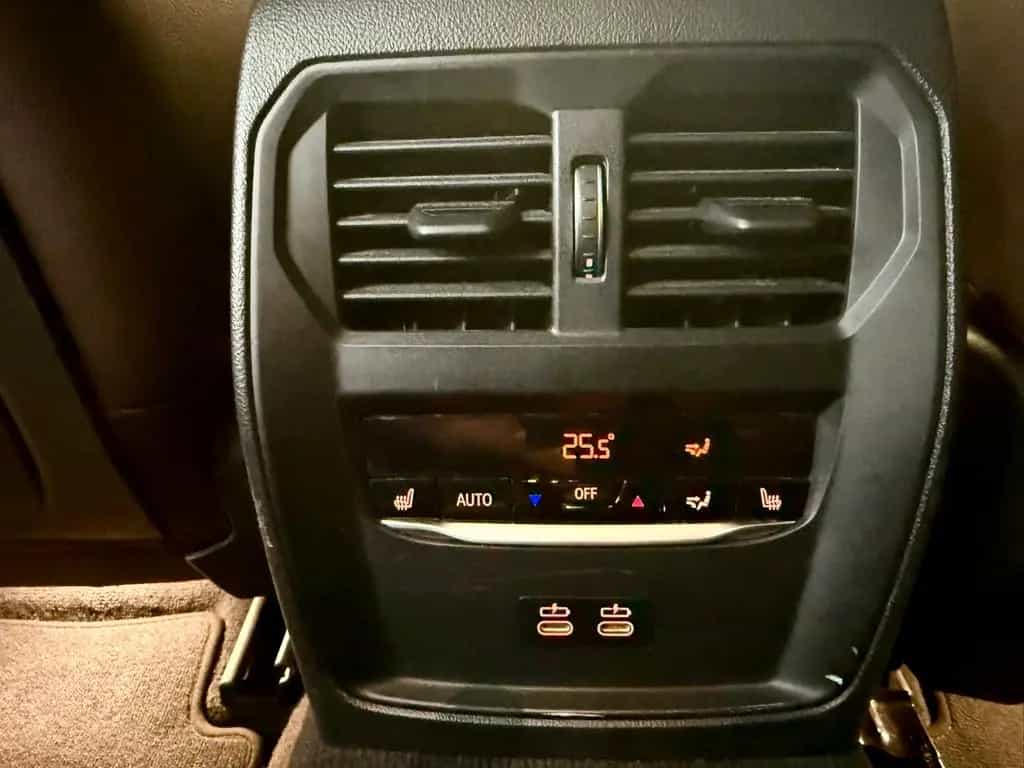BMW 320 dxDrive*Leder*Navi*LED*Pano*AHK*1.Hand*MwSt* 06/2022-photo-45