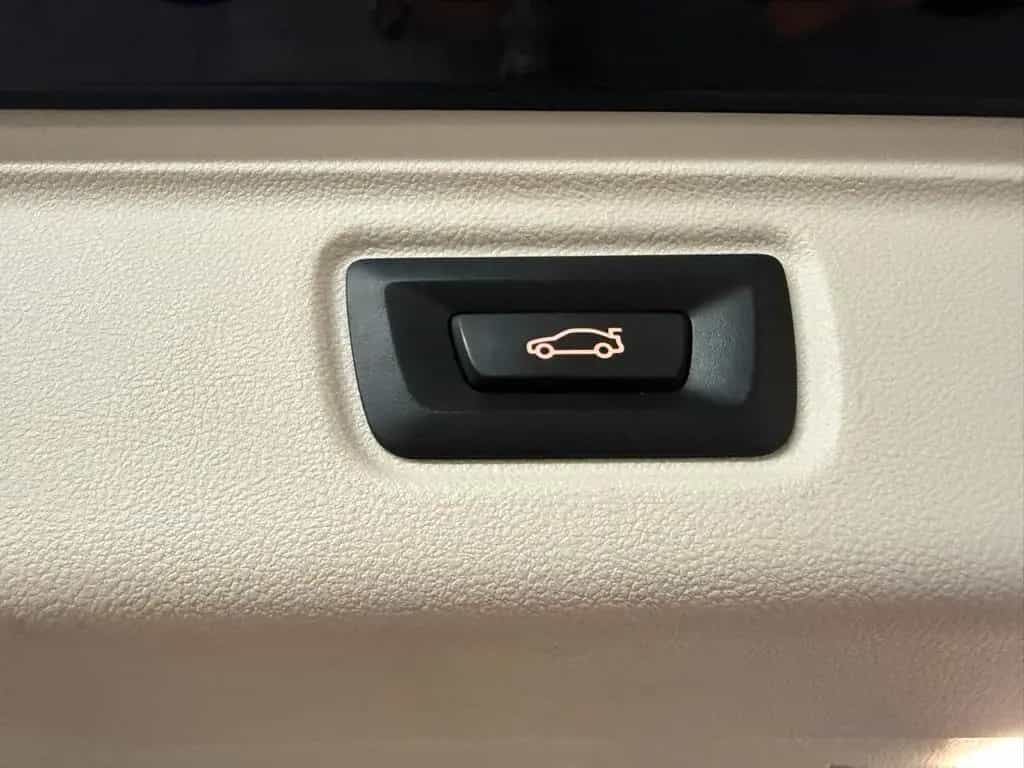 BMW 320 dxDrive*Leder*Navi*LED*Pano*AHK*1.Hand*MwSt* 06/2022-photo-48