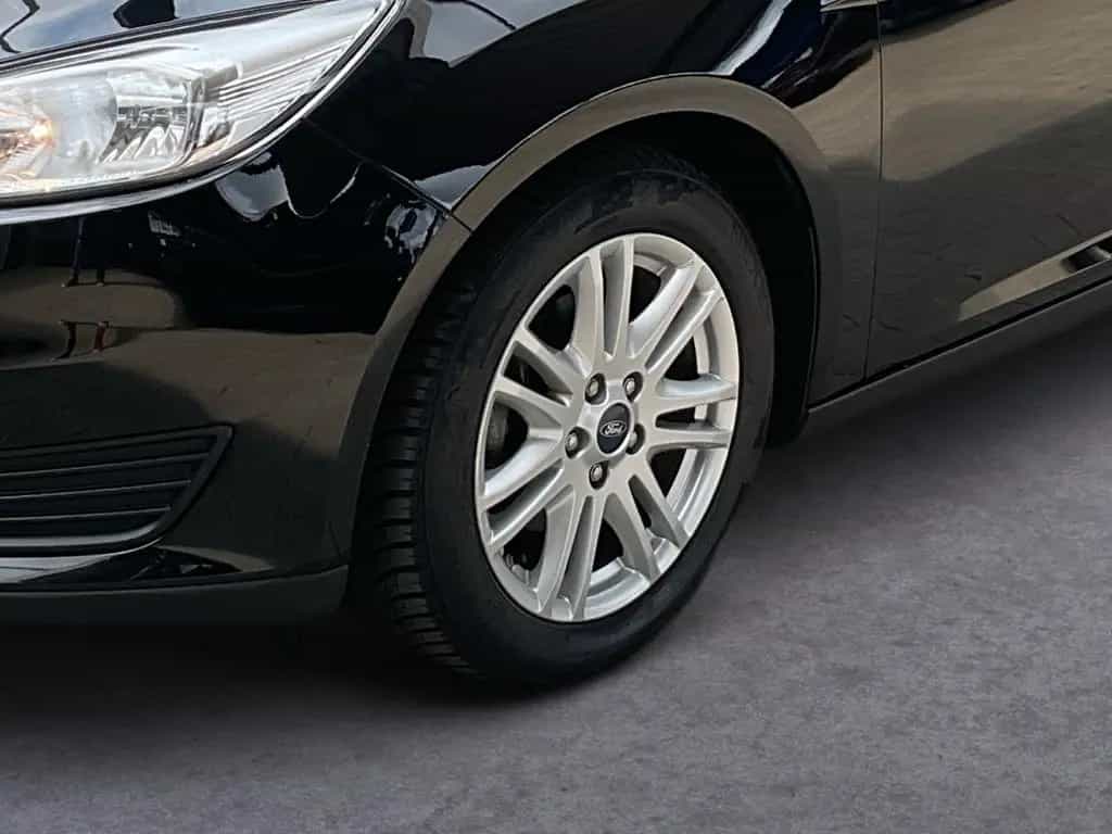 Ford Focus Turnier Trend 03/2018-photo-4
