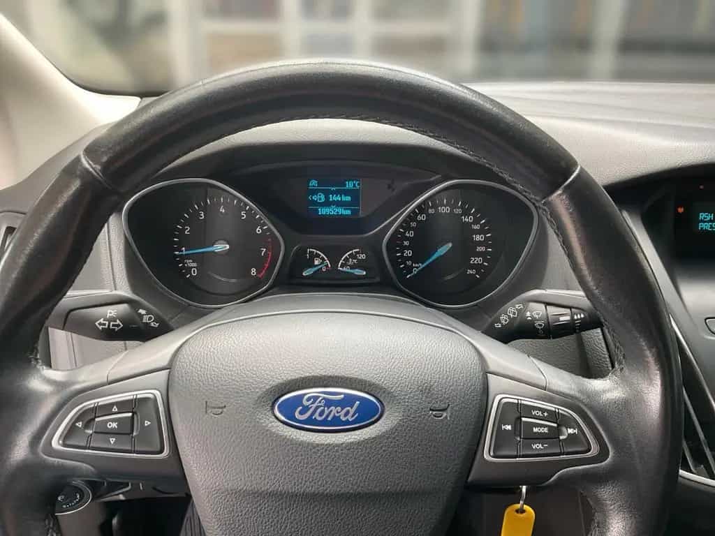 Ford Focus Turnier Trend 03/2018-photo-6