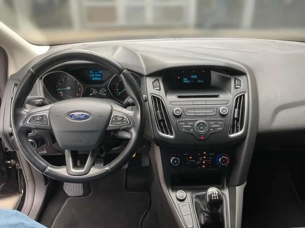 Ford Focus Turnier Trend 03/2018-photo-8