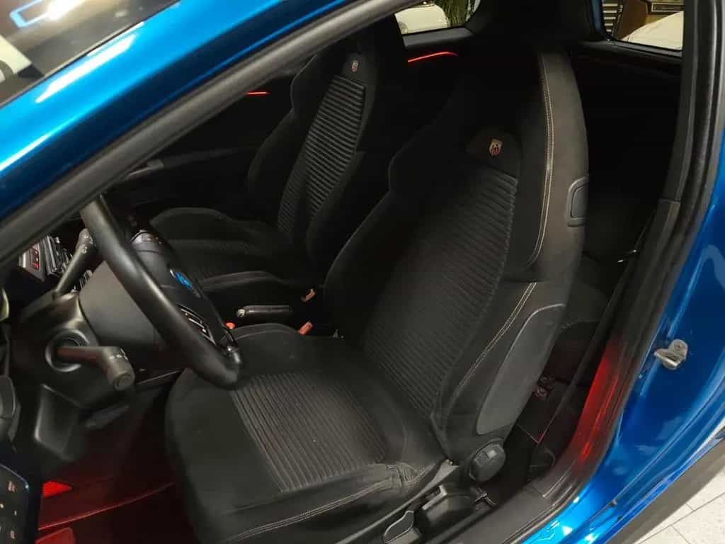 Abarth Grande Punto 1.4 T-Jet 03/2010-photo-13