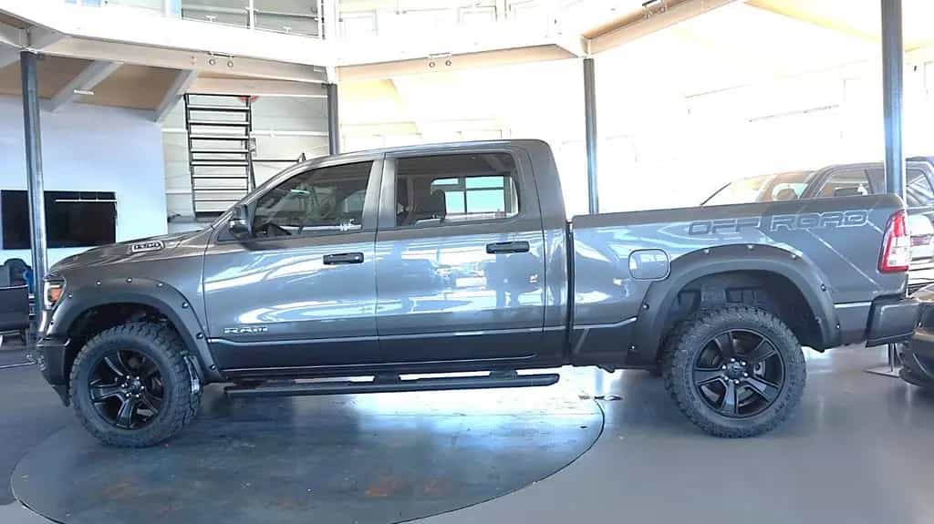 Dodge RAM 1500 HEMI 5.7l Crew-Cab*4x4*6Sitz*HOCH-BREIT 07/2023-photo-1
