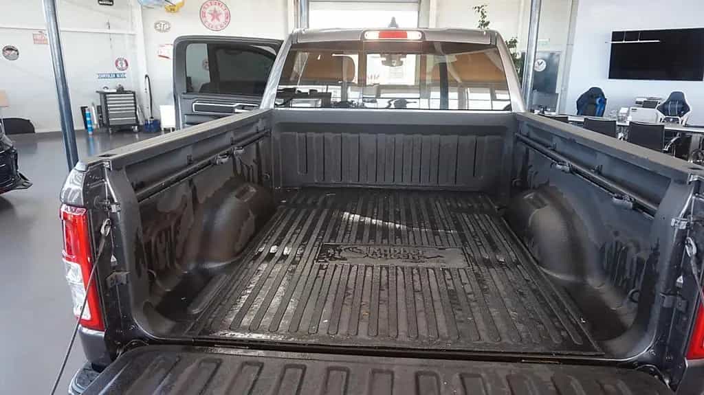 Dodge RAM 1500 HEMI 5.7l Crew-Cab*4x4*6Sitz*HOCH-BREIT 07/2023-photo-27