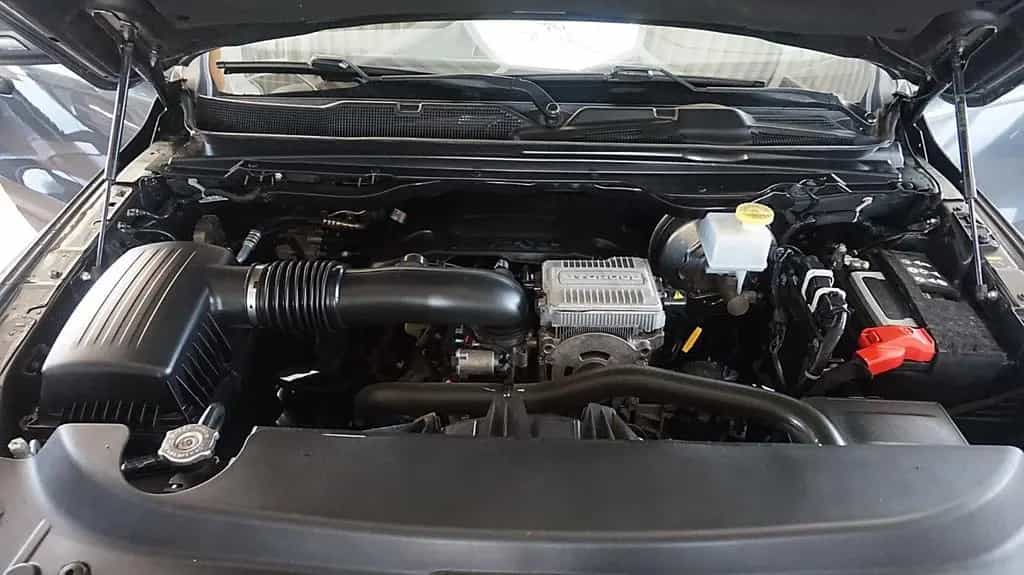 Dodge RAM 1500 HEMI 5.7l Crew-Cab*4x4*6Sitz*HOCH-BREIT 07/2023-photo-29
